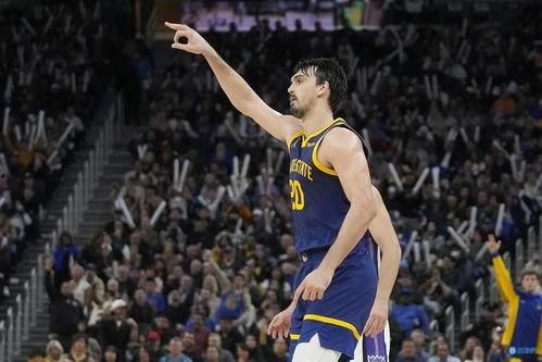 11月04日 NBA季中锦标赛 勇士vs雷霆,NBA季中锦标赛再添精彩对决”